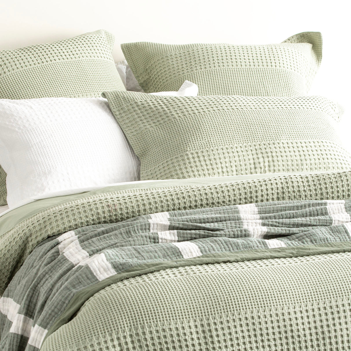 Renee Taylor Elegance Waffle Cotton Jacquard Quilt / Duvet Cover set Double Moss