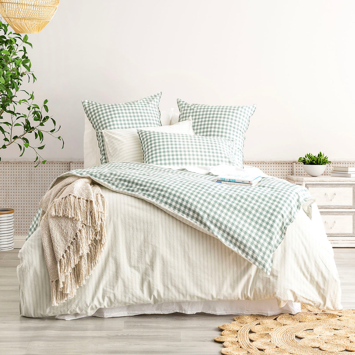 Alison Yarn Dyed Cotton Reversible Quilt / Duvet cover Set Double Forest