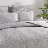 Renee Taylor Bengali Jacquard Quilt / Duvet cover Set King Silver