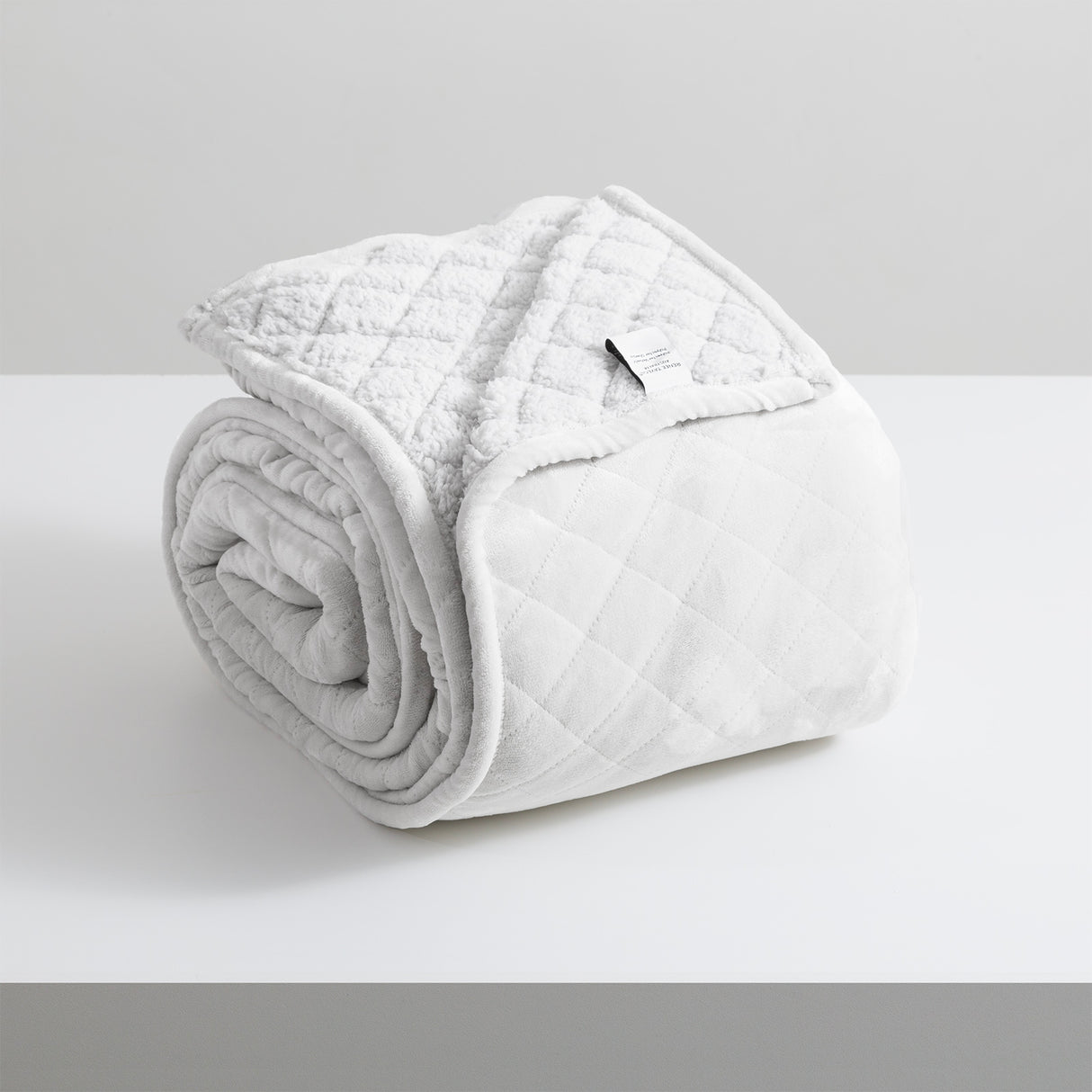 Heston 480 GSM Ultra Soft Velvet Sherpa Blanket Queen/King Silver Line