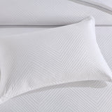 Renee Taylor Atlantis Jacquard Quilt / Duvet Cover Set Super King White