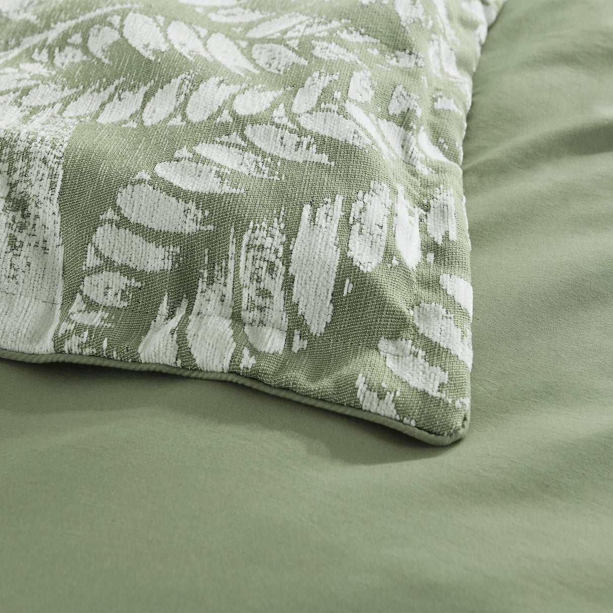 Renee Taylor Lansfield Jacquard Quilt / Duvet Cover Set King Sage