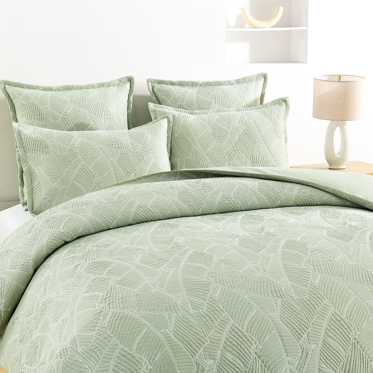 Renee Taylor Woods Jacquard Quilt / Duvet Cover Set Super King Sage