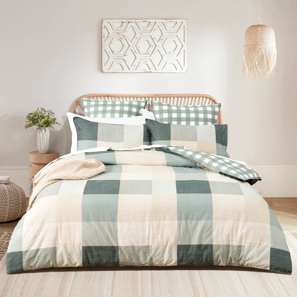 Renee Taylor 300 TC Cotton Reversible Quilt / Duvet Cover Set King Cooper Checks