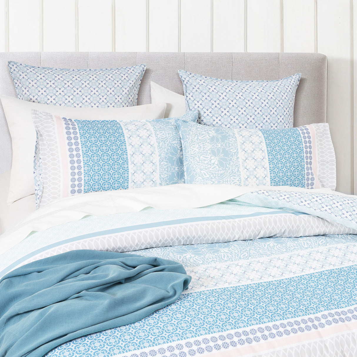 Renee Taylor 300 TC Cotton Reversible Quilt / Duvet Cover Set Super King Margot
