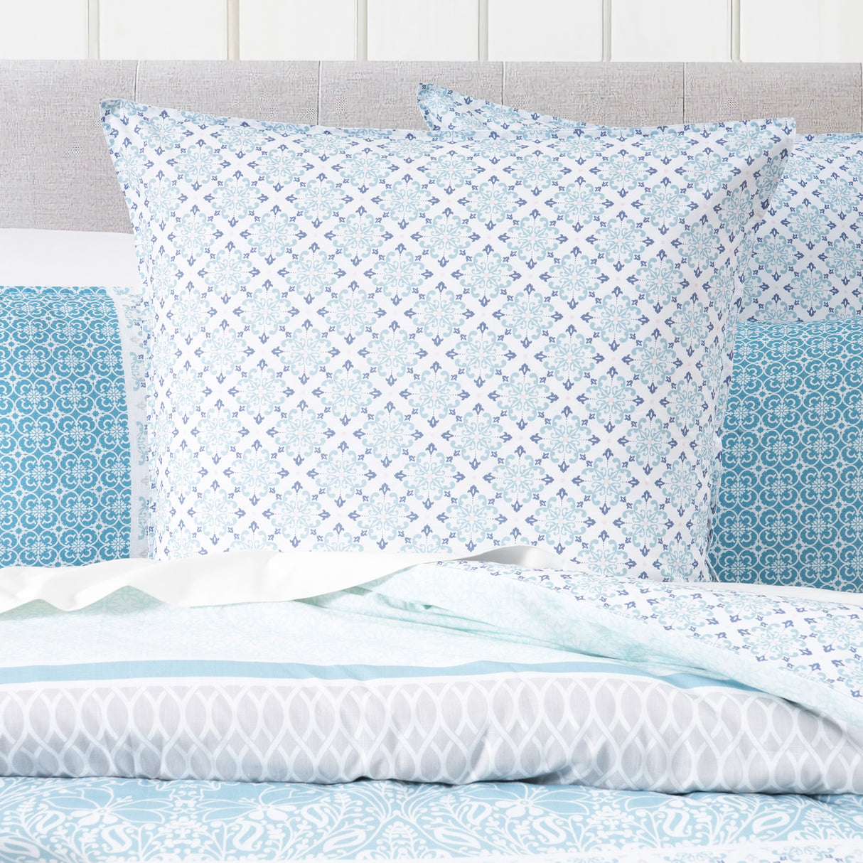Renee Taylor 300 TC Cotton Reversible Quilt / Duvet Cover Set Super King Margot