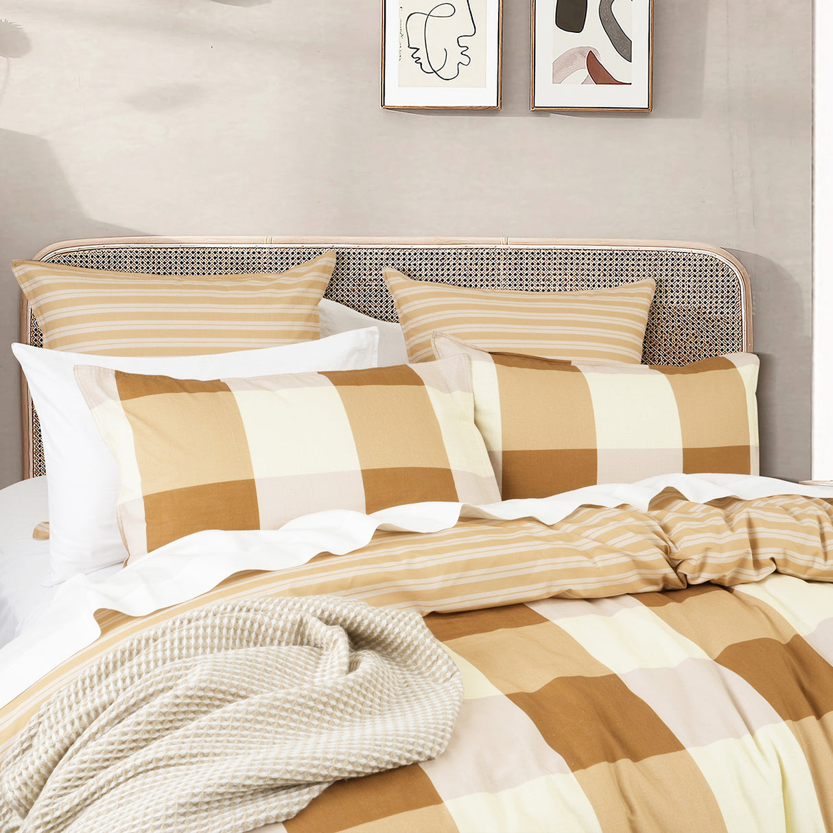 300 TC Cotton Reversible Quilt / Duvet Cover Set Super King Berlin Checks