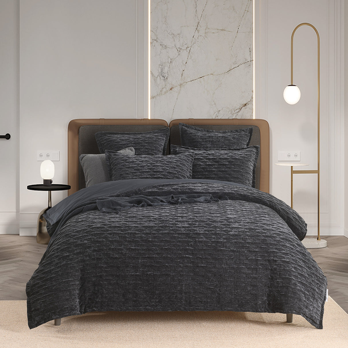 Renee Taylor Charlotte Jacquard Quilt / Duvet Cover Set Super King Onyx