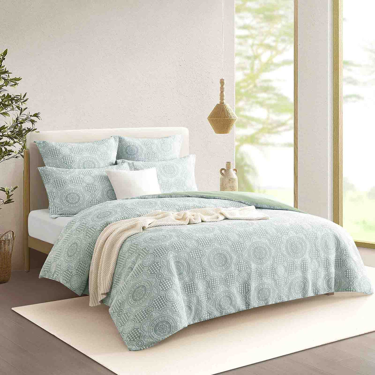Renee Taylor Rizz Jacquard Quilt / Duvet Cover Set King Sage
