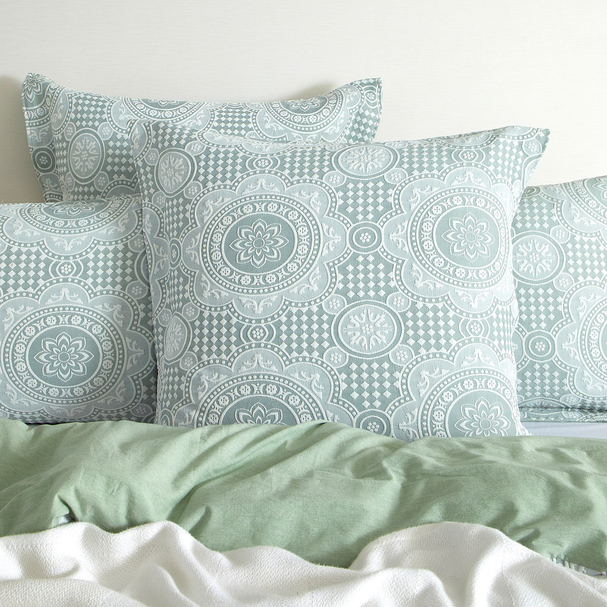 Renee Taylor Rizz Jacquard Quilt / Duvet Cover Set Double Sage