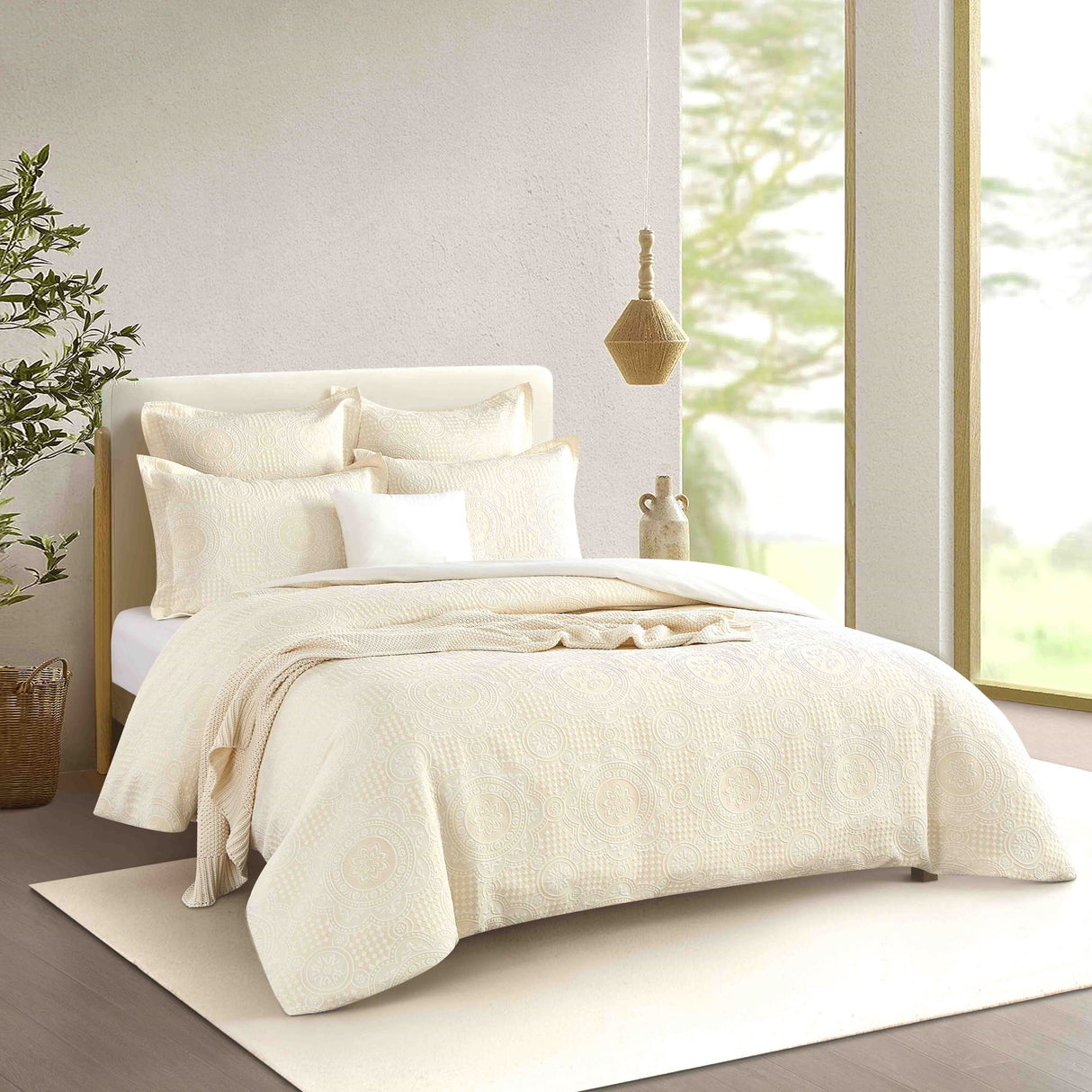 Renee Taylor Dakota Jacquard Quilt / Duvet Cover Set Double Beige