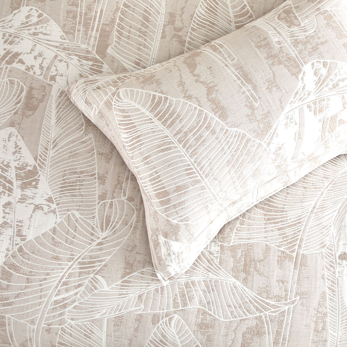 Renee Taylor Panache Jacquard Quilt / Duvet Cover Set Super King Wood