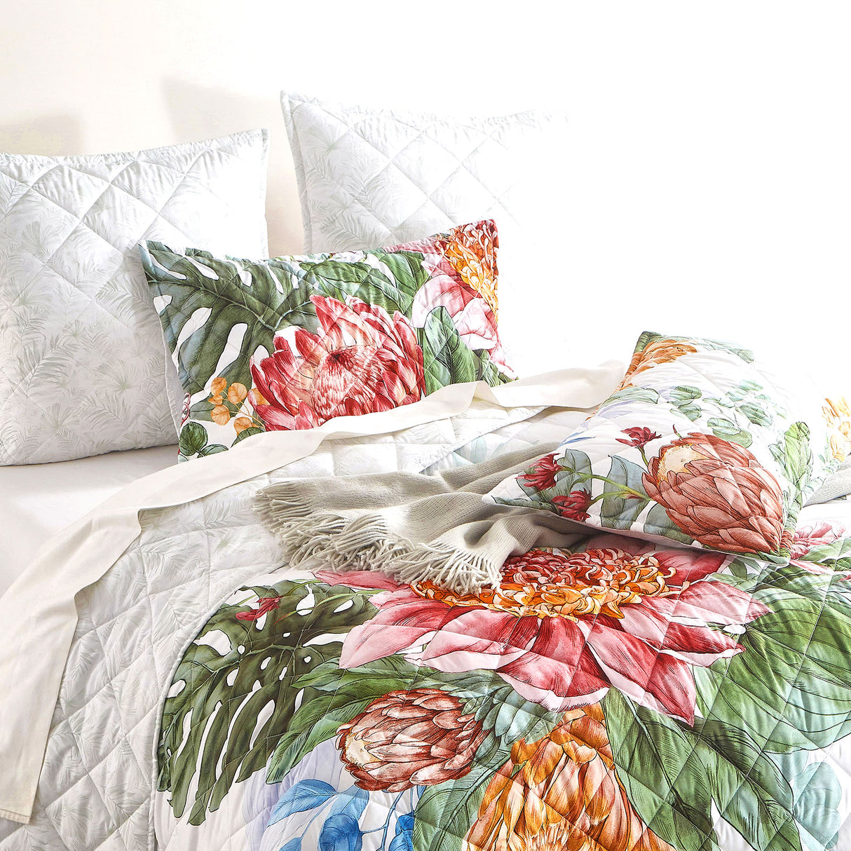 Renee Taylor Florence Quilted Reversible Coverlet Set Single/Double
