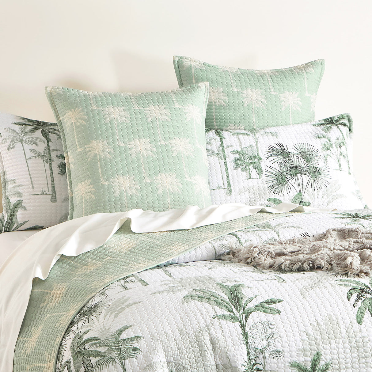 Renee Taylor Marbella Quilted Reversible Coverlet Set Single/Double
