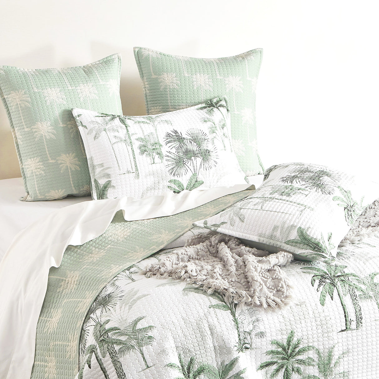 Renee Taylor Marbella Quilted Reversible Coverlet Set Single/Double