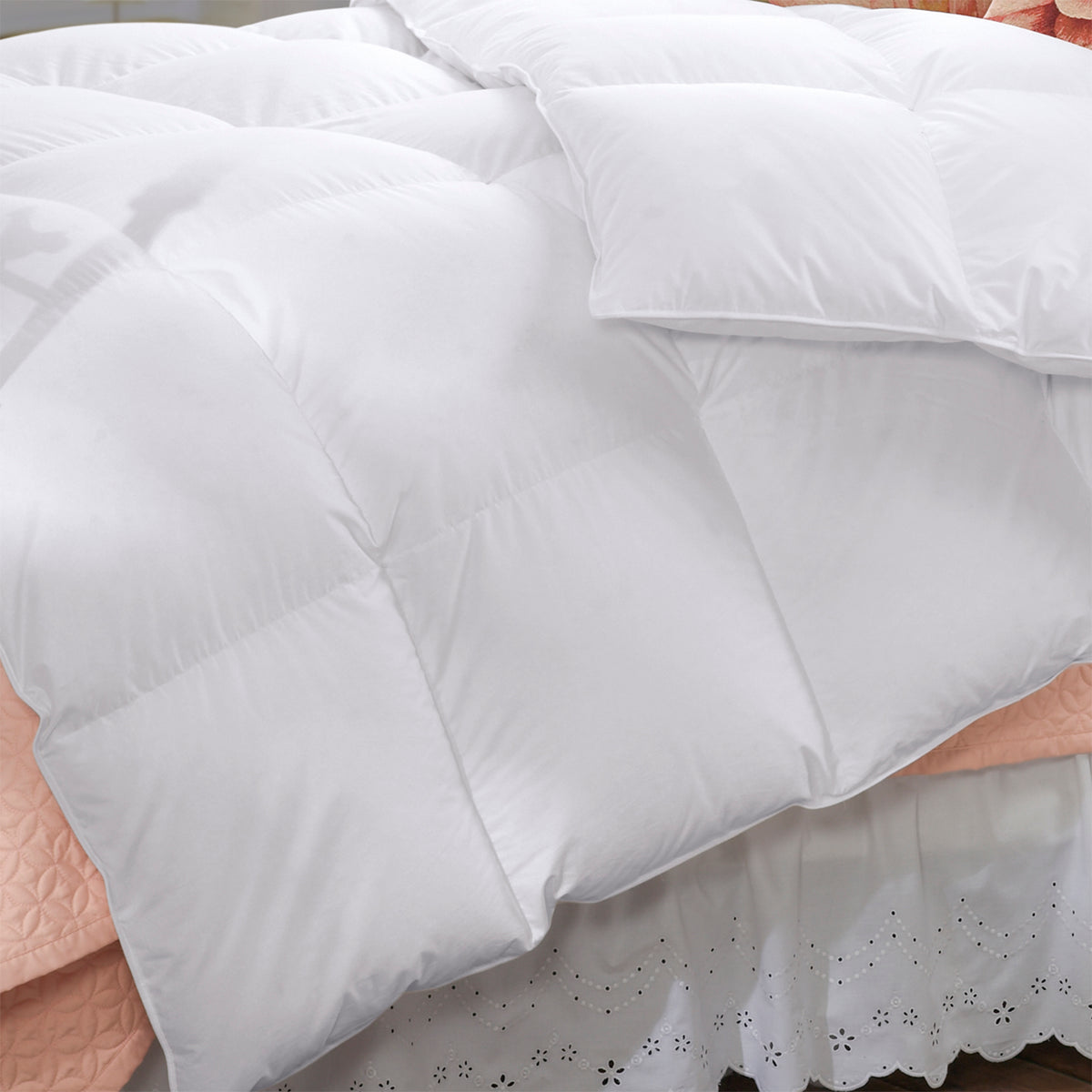 Renee Taylor 400 GSM All Seasons Natural Bamboo Quilt / Duvet Super King