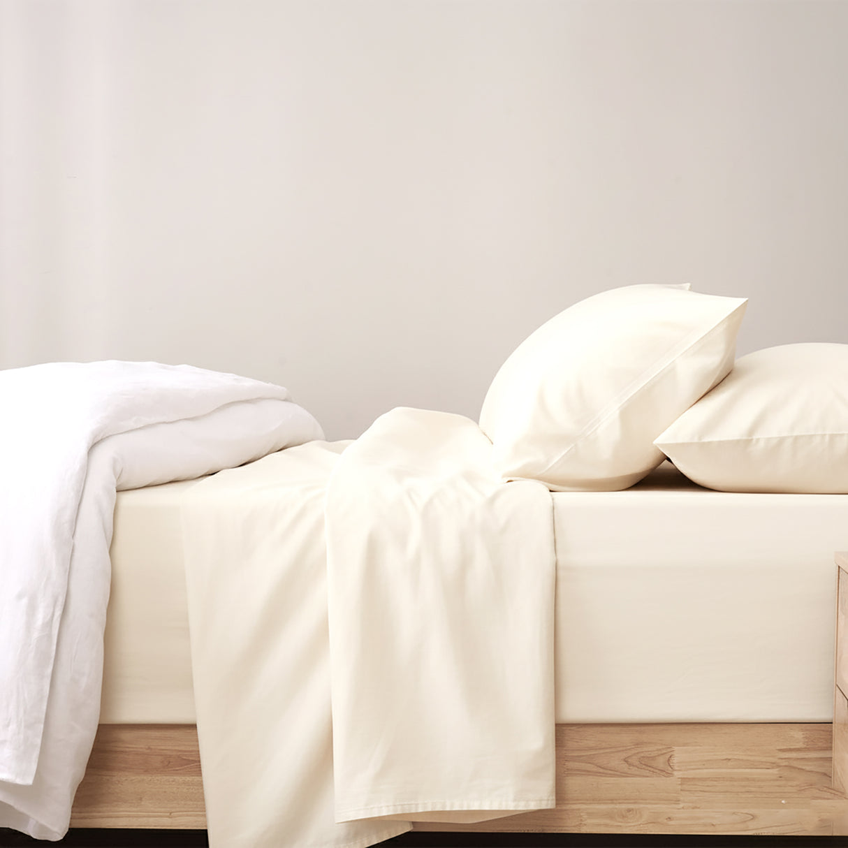 Renee Taylor 400 Thread Count Egyptian Cotton Sheet Set Double Vanilla