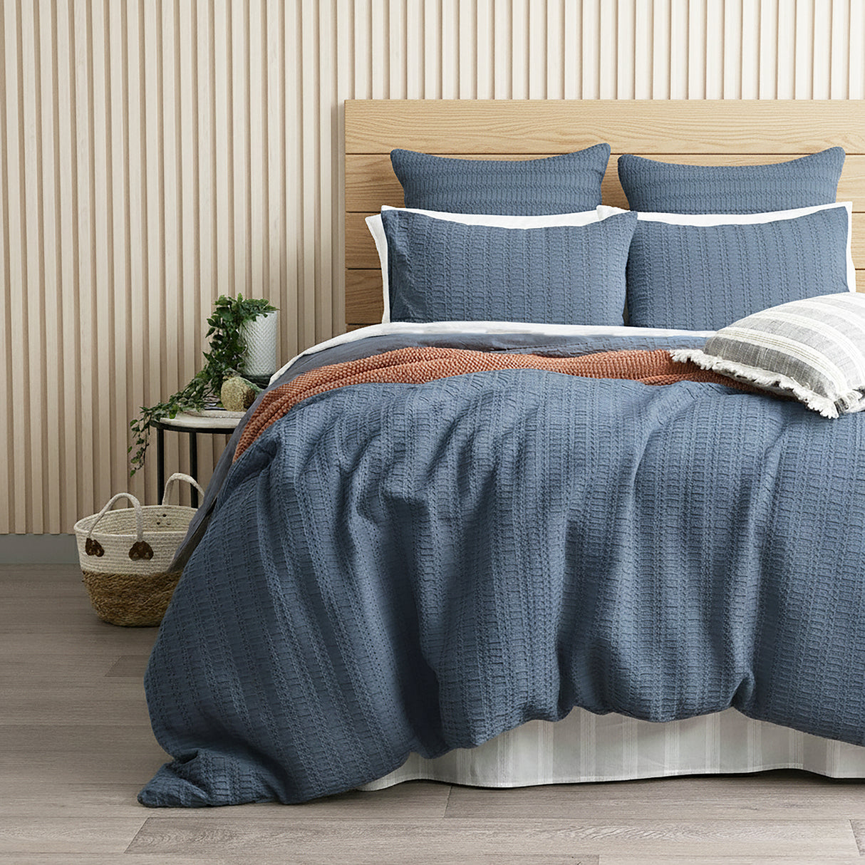 Cloud Linen Celeste Seersucker Cotton Waffle Euro P/Case Ink