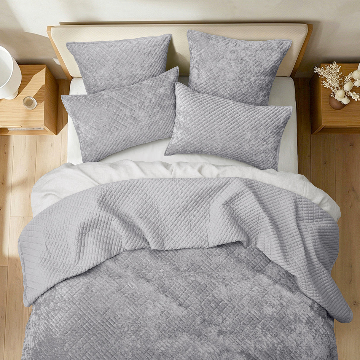Renee Taylor Archie Cross Stitch Velvet Coverlet Set Super King Silver Line