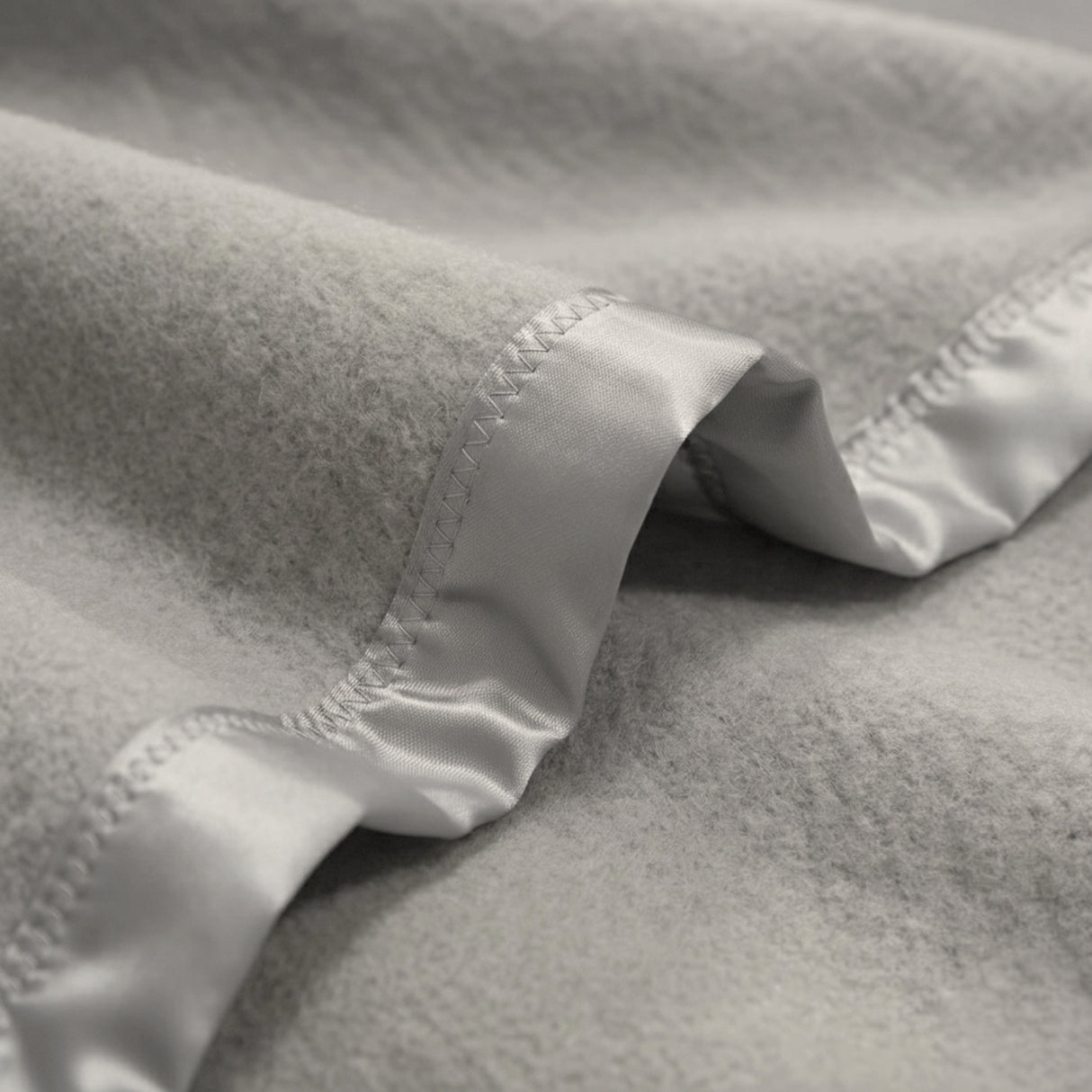 Renee Taylor Australian 400 GSM Merino Wool Blanket Super King Sand