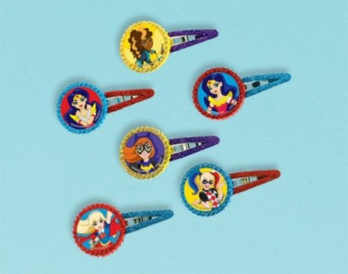 Set of 12 colorful DC superhero barrettes, perfect for parties and everyday wear for young fans.