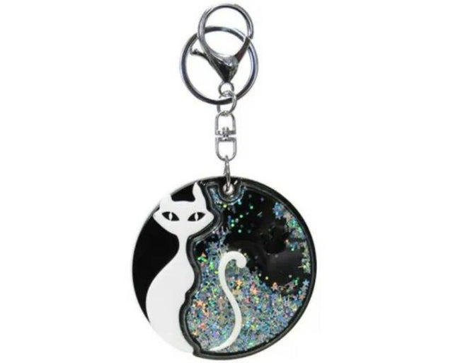 Bling Cat keyring mirror (7cm) featuring a stylish design, perfect for makeup touch-ups and easy carrying.