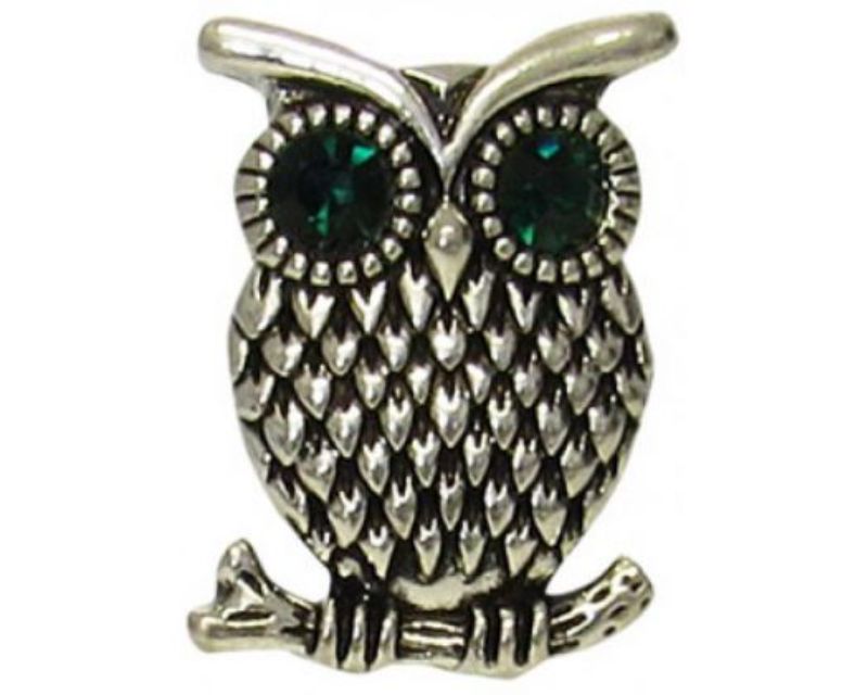 Three-dimensional owl relief art, intricately detailed, perfect for home decor and wildlife lovers.