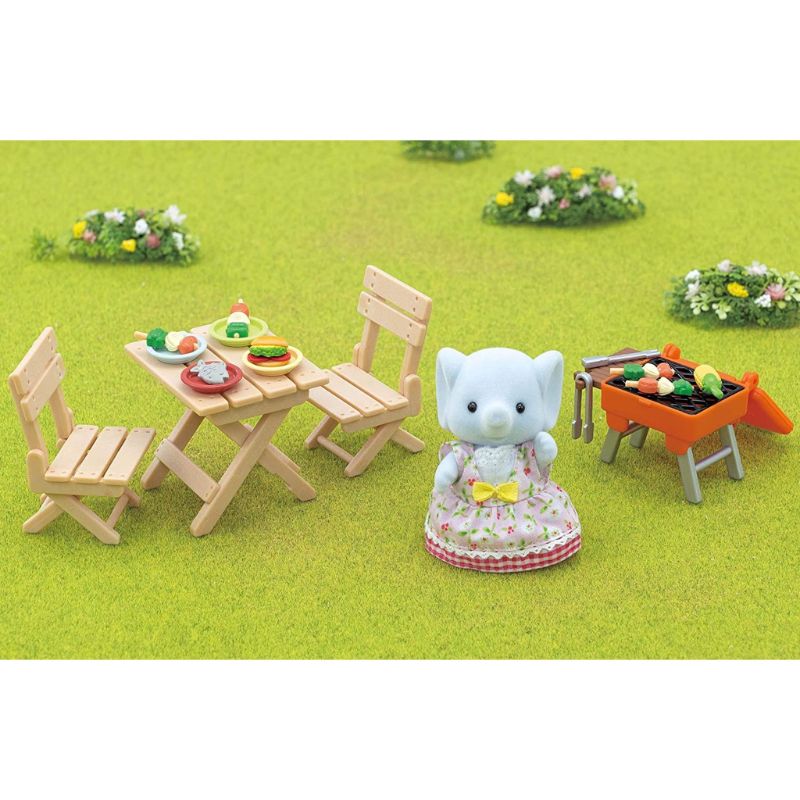 Sylvanian Families BBQ Picnic Set with Elephant Girl