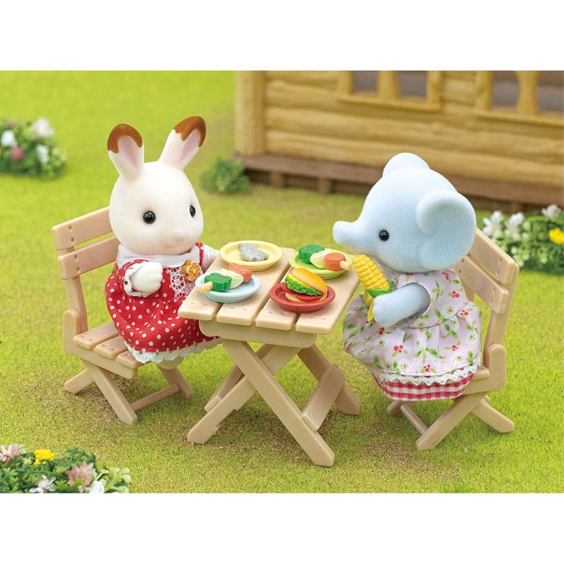 Sylvanian Families BBQ Picnic Set with Elephant Girl
