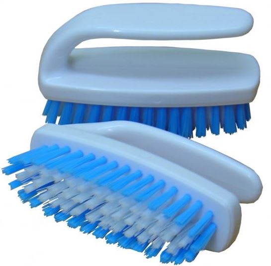 Browns Nail Scrubbing Brush Integral Handle