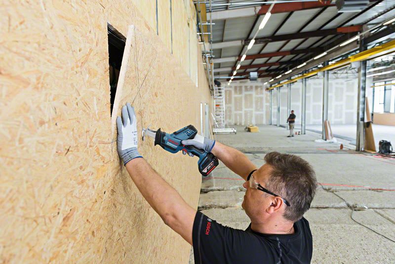 Bosch GSA 18 V-LI C Cordless Reciprocating Saw 0 - 3050 spm (Skin Only)