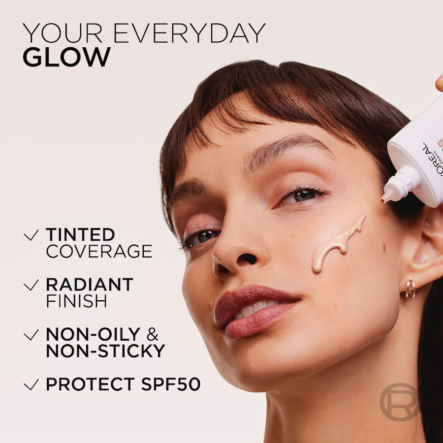 L'oreal Bright Reveal Face Moisturiser Tinted Spf 50+ Fluid Light 50mL