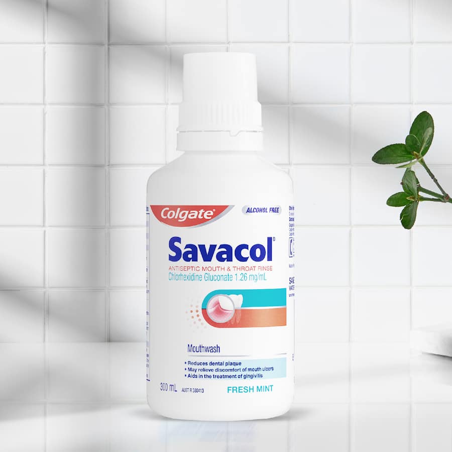 Savacol Mouthwash Antiseptic Fresh Mint 300mL