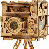 Escape Room in a Box - Cluebox Sherlock's Camera - Gaming Accessory