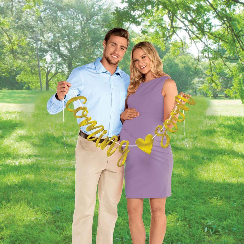 Gold 'Coming Soon' banner, 3.65m long, perfect for baby showers, adds elegance to celebrations.