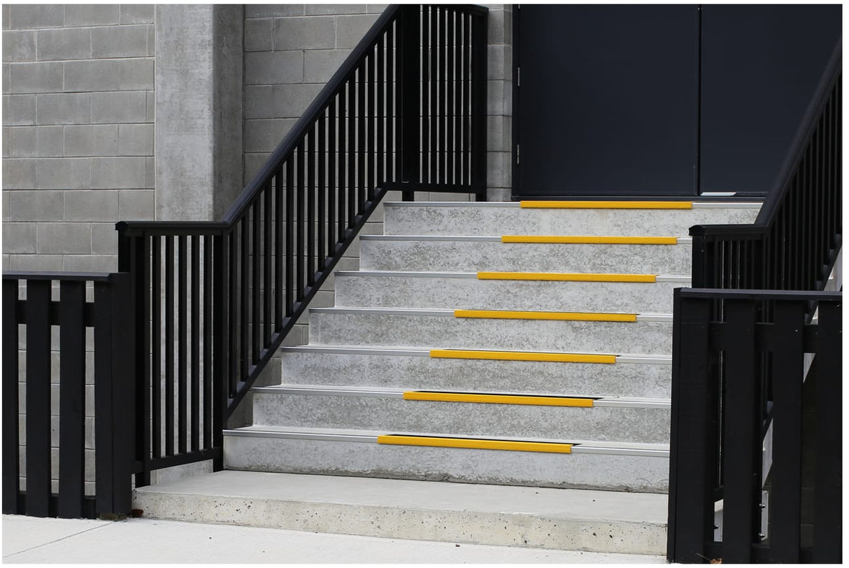 Stair Nosing - Yellow/Black 155 x 25 x 880mm (Each)