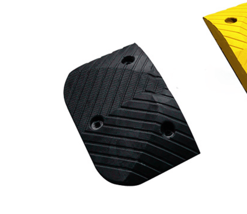 Rubber Speed Hump End, 400L x 250W x 50H Black