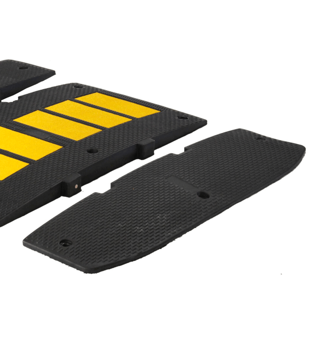 Heavy Duty speed hump, end cap, 270W x 900D x 50H,