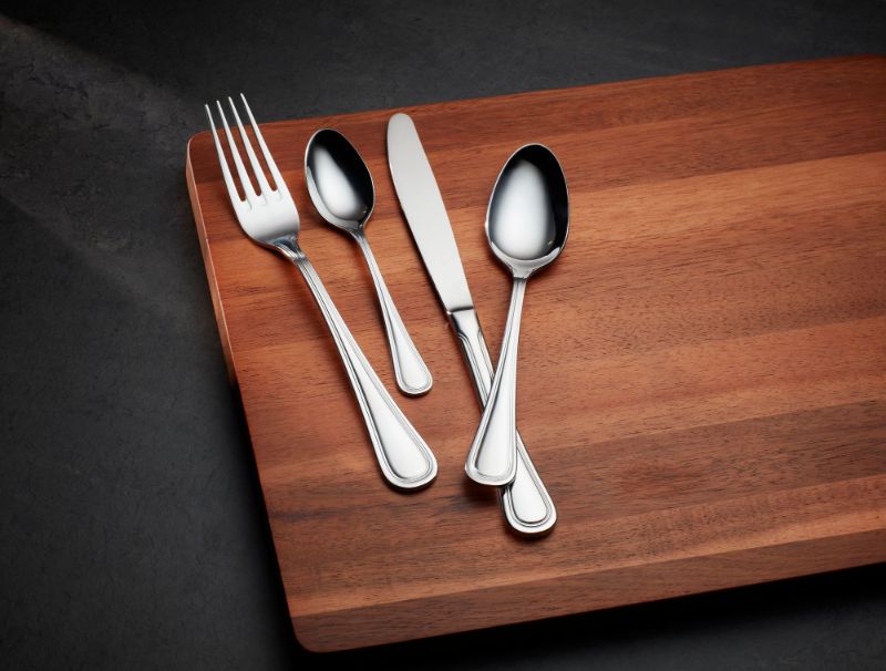 Cutlery-Set-Oneida-Barcelona-16pcs