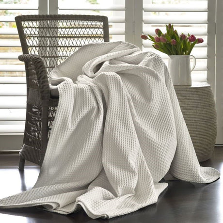 Luxurious Baksana Waffle Blanket in ARTEMIS Silver, 240 x 260 cm, crafted from 100% cotton for year-round comfort.