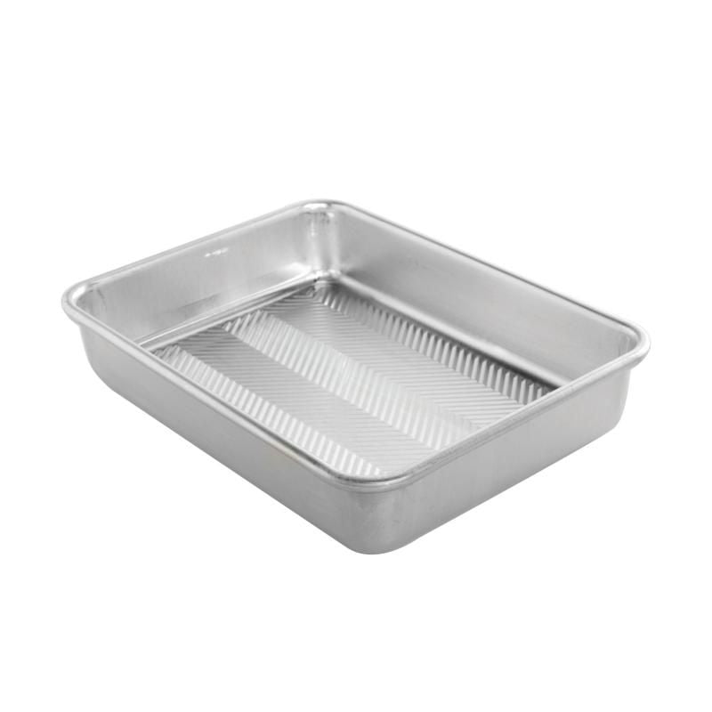 Nordic Ware Prism Rectangular Baking Pan | 9"x13"