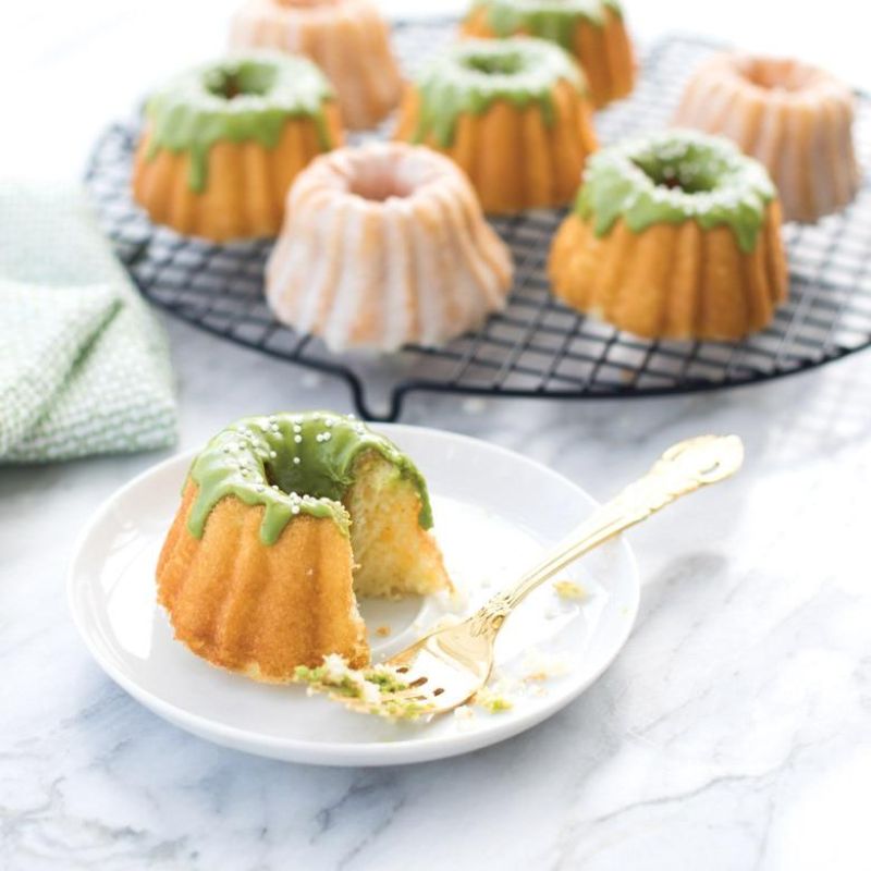 Nordic Ware Anniversary Bundtlette®