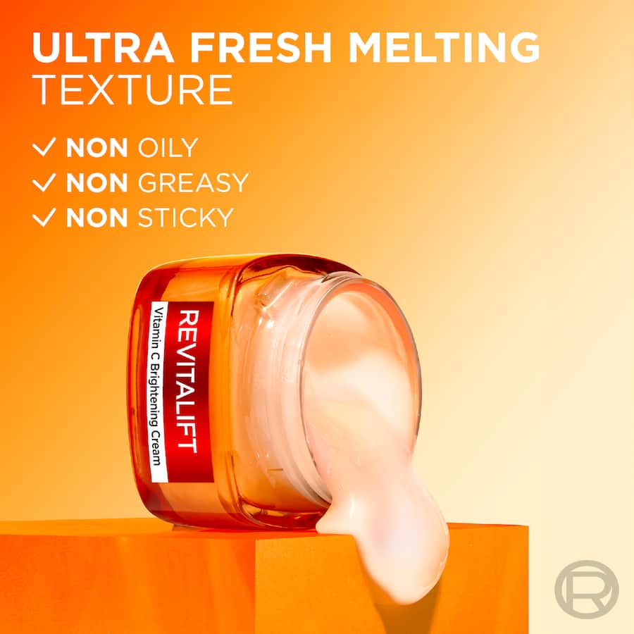 L'oreal Face Moisturiser Vitamin C Brightening 50mL