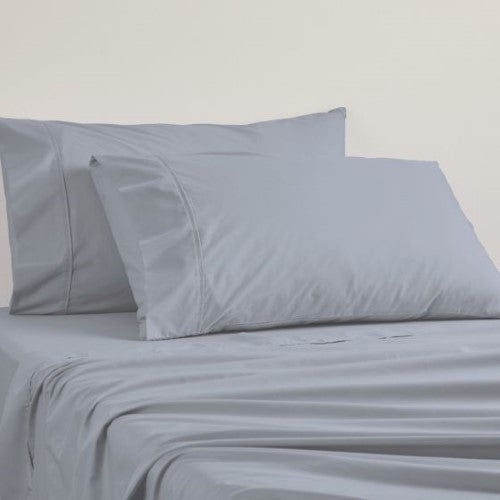 Super King sheet set in 400TC Egyptian cotton, featuring deep fitted sheets and elegant euro pillowcases.