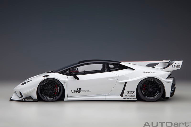 Diecast Car - 1/18 LB-Walk Huracan GT White