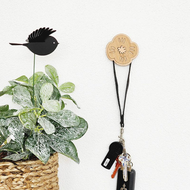 Eco-friendly Bamboo Hook - Suncup (6.5cm) for organized living, perfect for hanging clothes, towels, and bags.