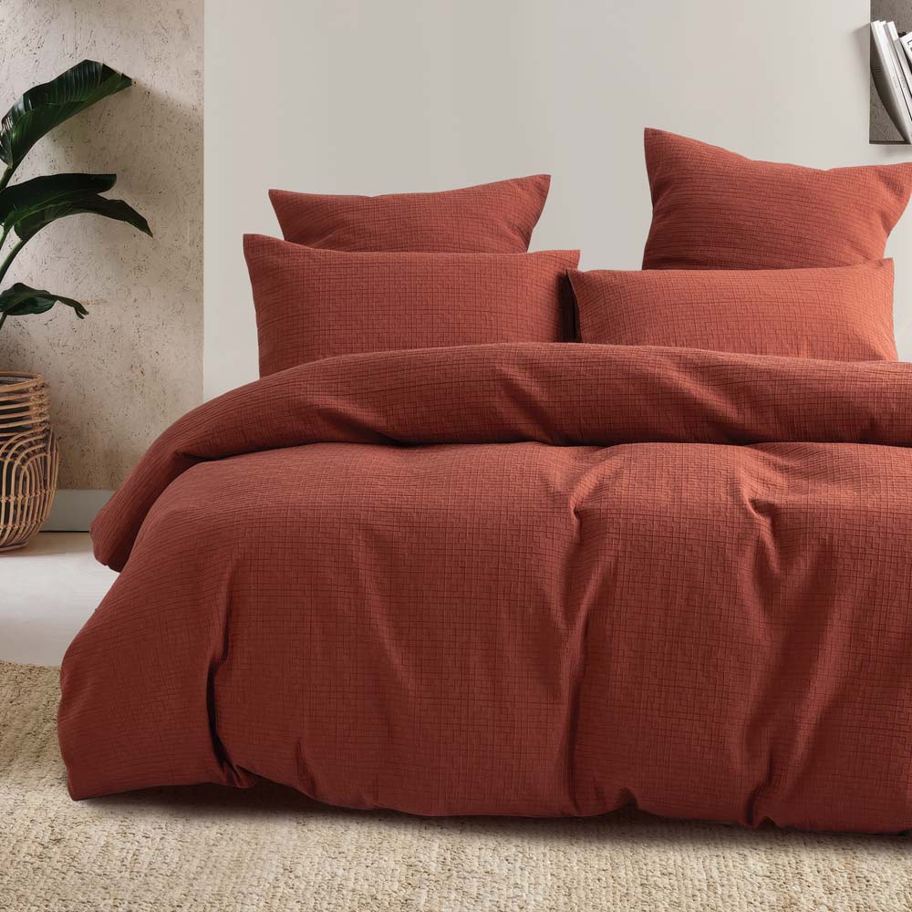 Trellis Jacquard Duvet / Quilt Cover Set Brick King - Bambury