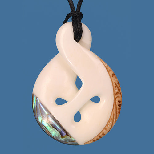 Bone Single Twist Pendant - Smartfox