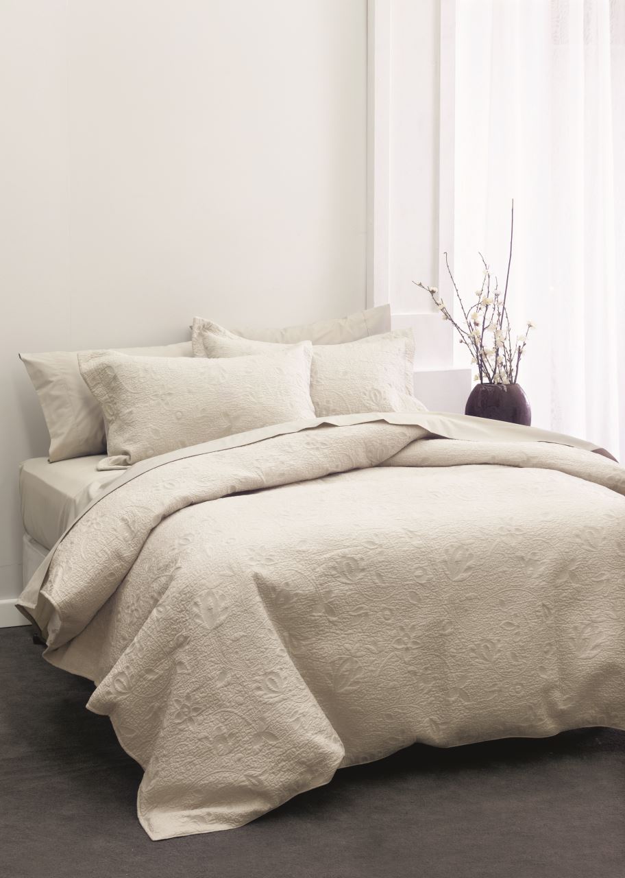 Chantel Bedspread in Moonbeam, 100% cotton, includes bedspread and pillowcase for stylish bedroom enhancement.