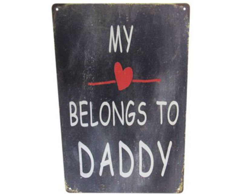 Colorful retro tin sign reading 'Love My Dad', perfect for celebrating fatherhood in home or office decor.